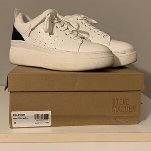 Steve Madden White and Black Womens Casual Shoes